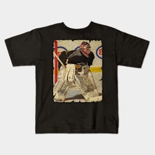 Peter Skudra, 1999 in Pittsburgh Penguins (2.71 GAA) Kids T-Shirt